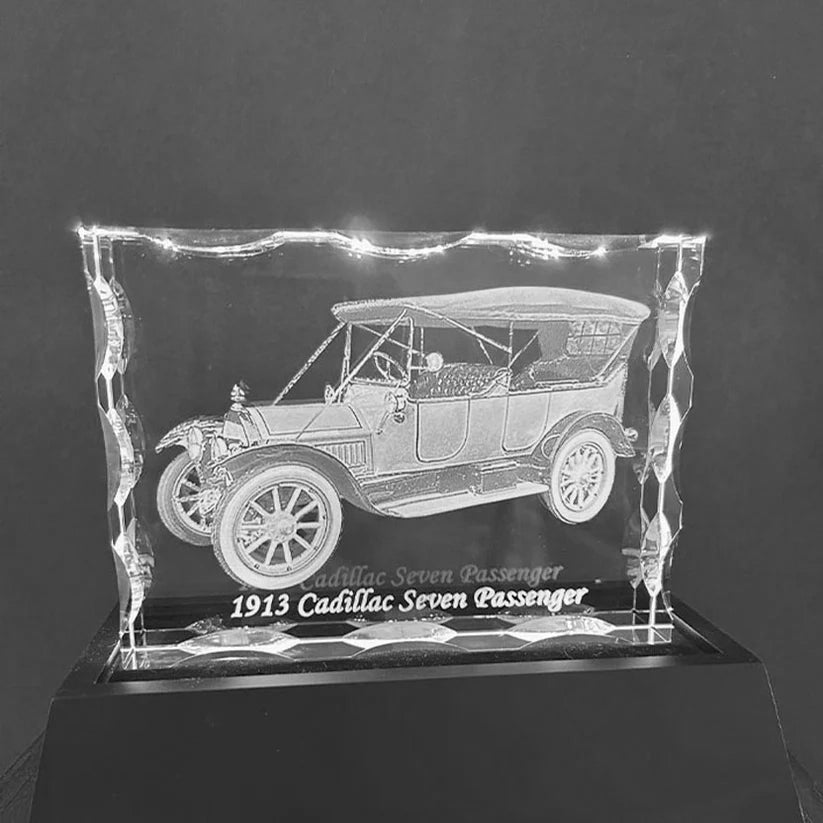 Wide Crystal with Notched Edges for Landscape Images